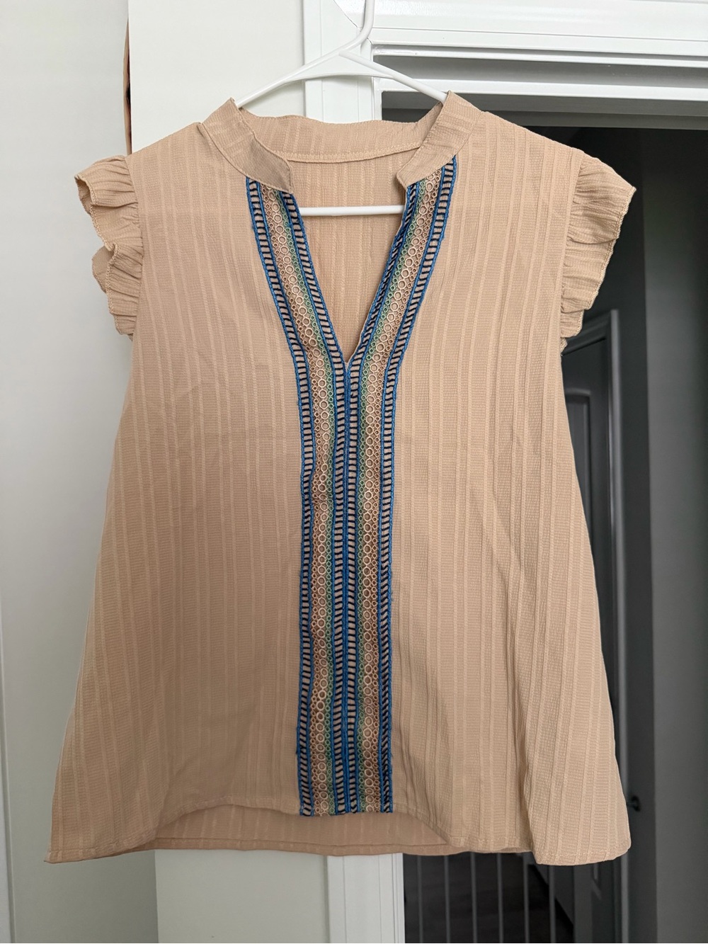 SHEIN Beige Sleeveless Embroidered V-Neck Camisole